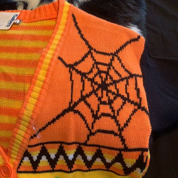 Festive Halloween Sweater - Picture 6 of 15